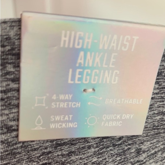 NEW VSPINK SS CAMPUS TEE W/HIGH WAISTED ANKLE LEGGINGS SET - Picture 8 of 13